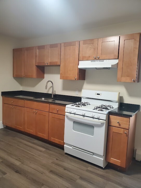 Building Photo - 9 Victory Rd