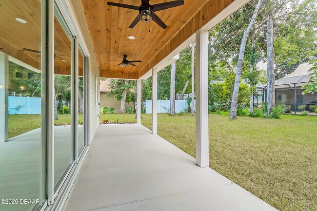 Foto del edificio - 6 Willow Trace Dr