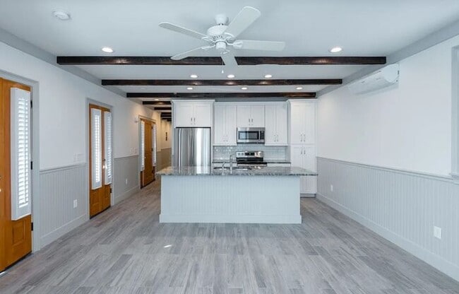 Building Photo - 321 Ashley Ave