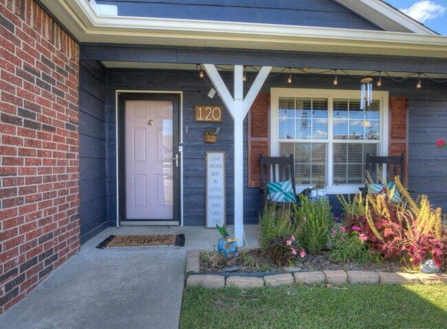 Front door is now a light blue color. - 120 Newman Cir