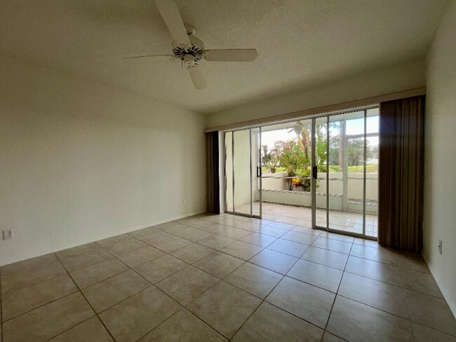Building Photo - 431 Cerromar Ln