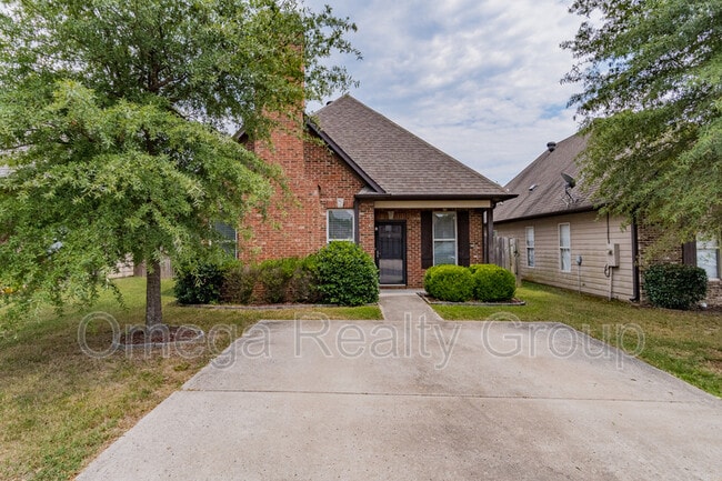 Building Photo - 1144 Washington Dr