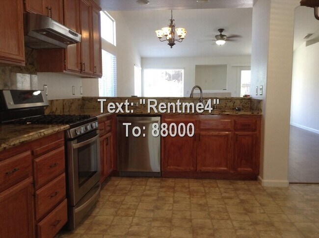 Foto del edificio - 3 Bedroom, 2 Bathroom Home in Elk Grove