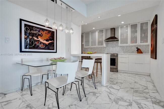 Foto del edificio - 19707 Turnberry Way