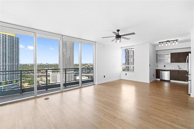 Foto del edificio - 90 SW 3rd St