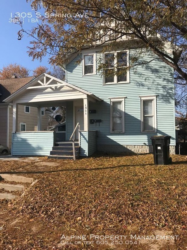 1305 s spring ave Unit 1, Sioux Falls, SD 57105 Room for Rent in