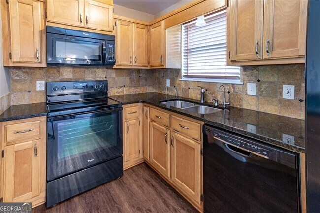 Foto del edificio - 5070 Truman Mountain Rd