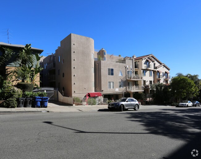 Collis Apartments West Hollywood, CA