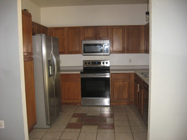 Building Photo - 4710 Hartrick Bluff Rd