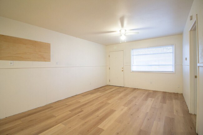 Building Photo - 2328 62nd St