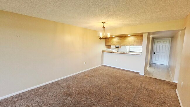 Building Photo - 3630 Whitehall Dr