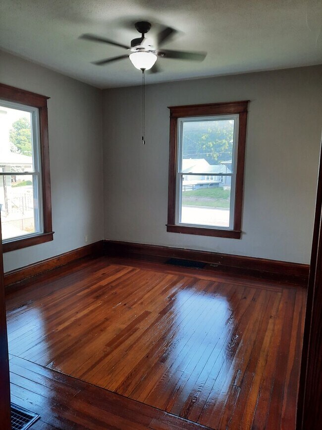 Foto del edificio - Lovely 3 bedroom 1 bath home