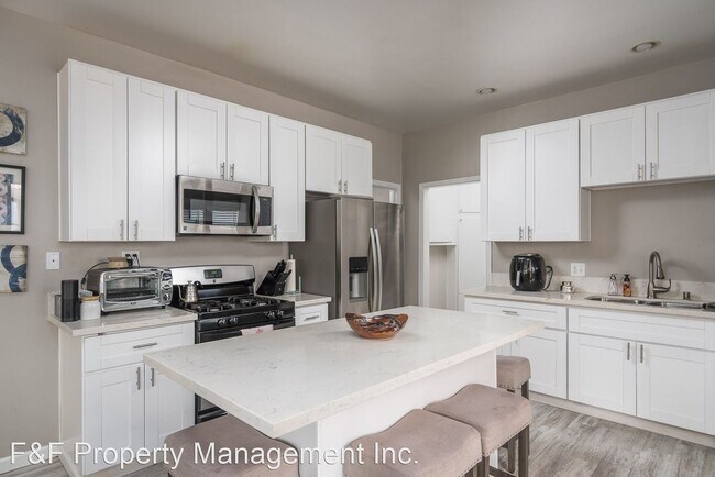 Foto del edificio - 4817-4831 Pine St