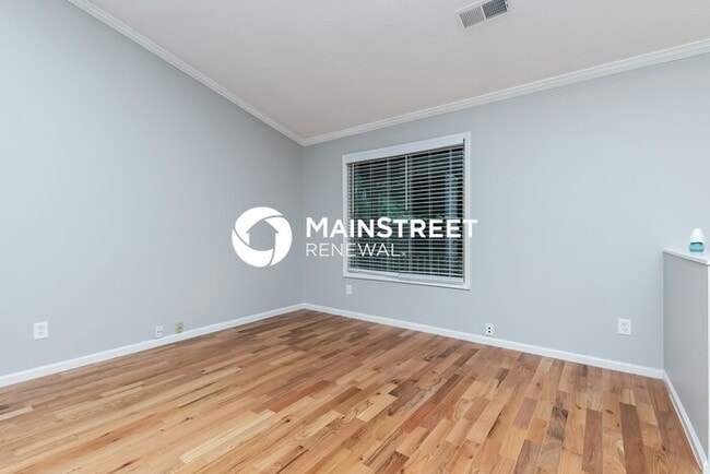 Building Photo - 4 Bedroom Pet-Friendly Home in Loganville, GA with Main Street Renewal