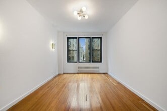 Building Photo - 308 W 82 St