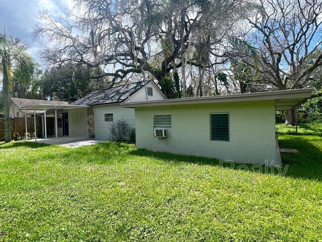 Foto del edificio - 5045 Green Key Rd
