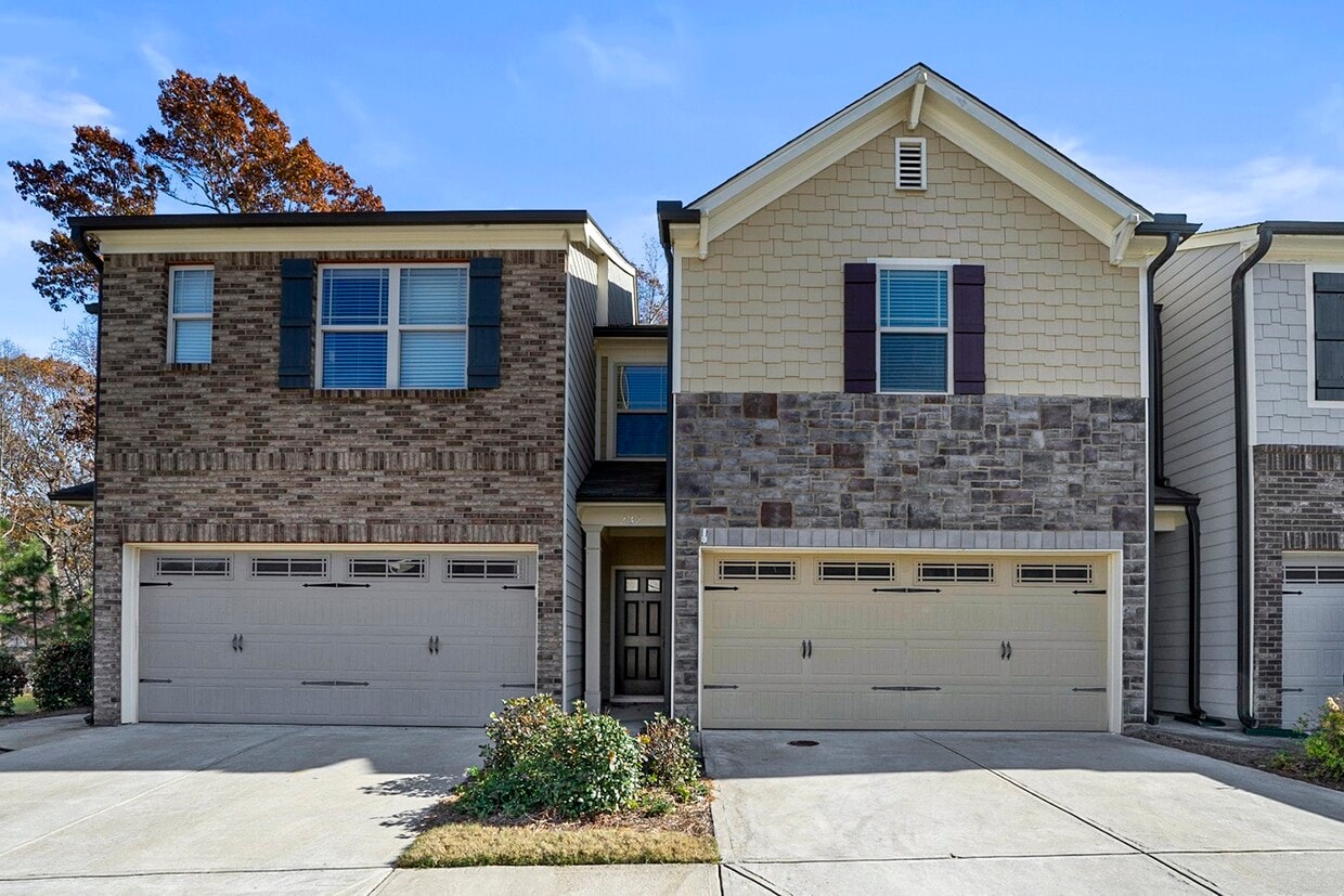 Photo - 232 Bobbie Way (Woodstock, GA)