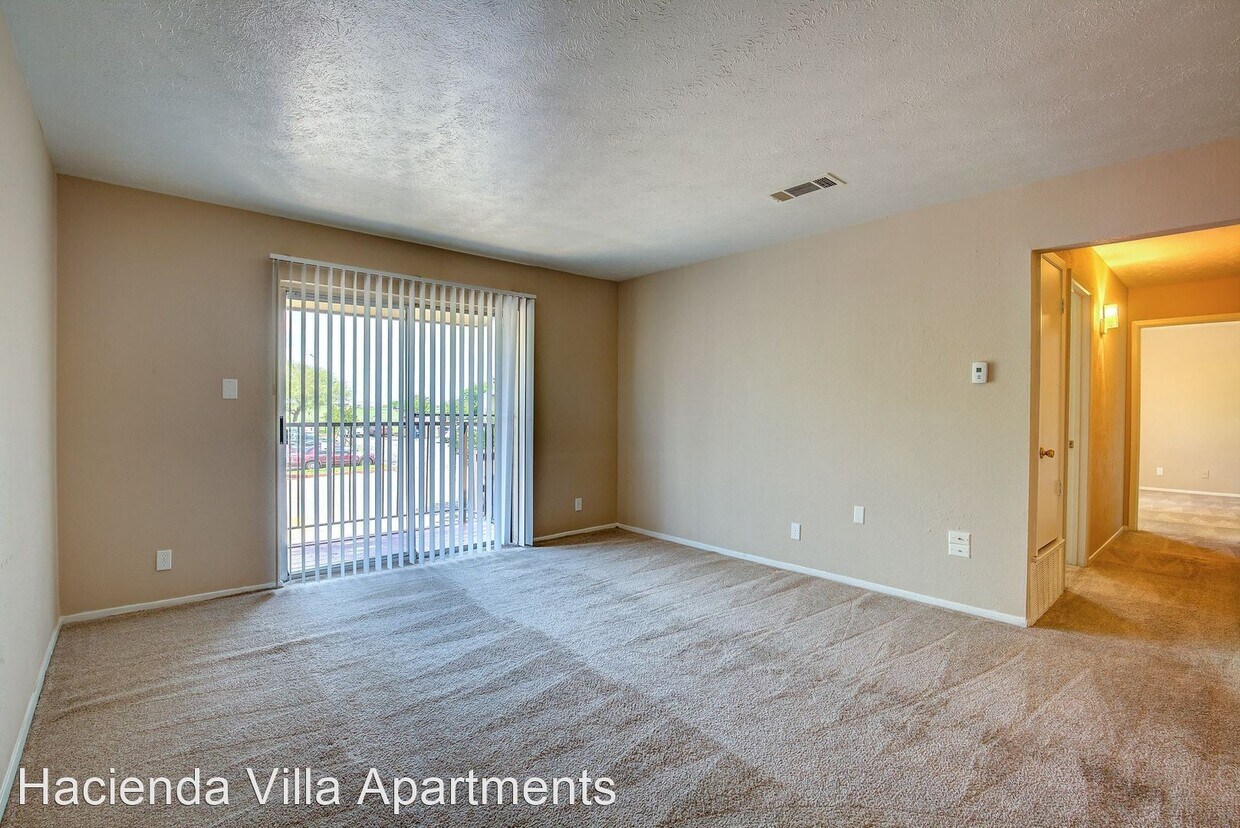 Foto del edificio - 1600 Joe Ramsey Blvd N