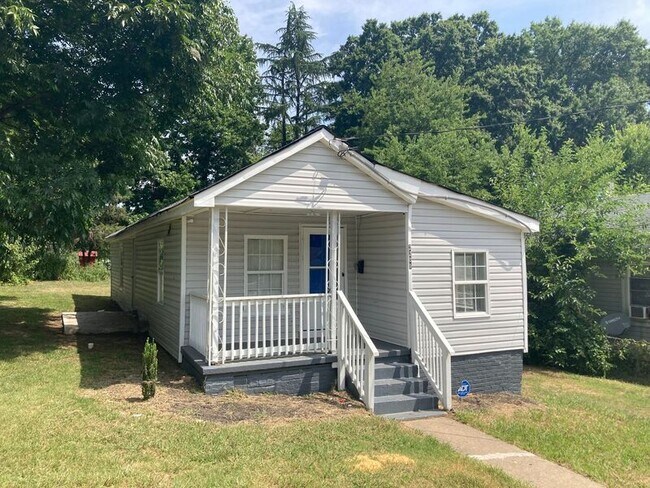 Foto del edificio - 2209 Royall Ave