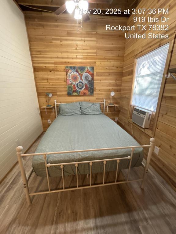 Foto del edificio - 919 Ibis Dr