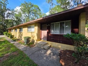 Building Photo - 4501 SW 71st Terrace