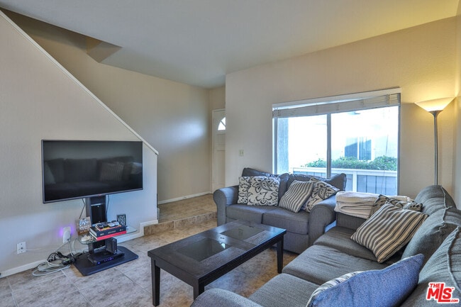 Foto del edificio - 926 W Philadelphia St