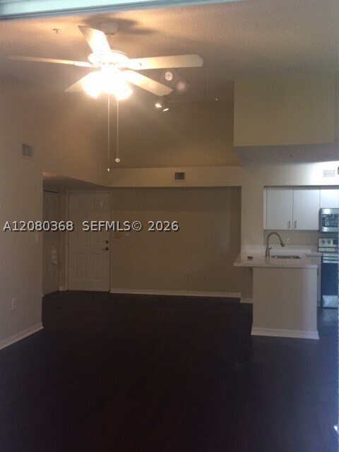 Foto del edificio - 4320 NW 107th Ave