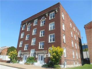 Building Photo - 108 W 5th St