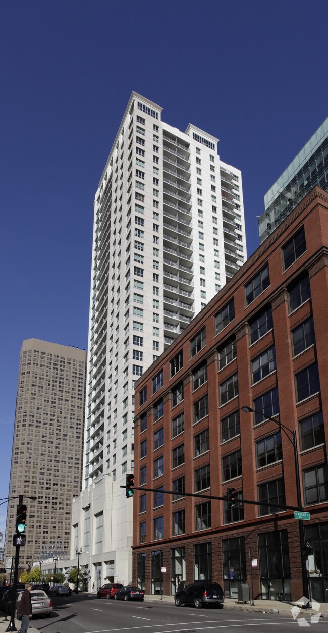 Building Photo - Park Alexandria Condominiums