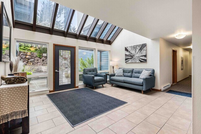 Foto del edificio - 13426 Greenwood Ave N
