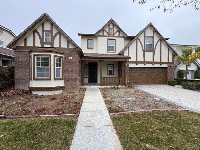Foto del edificio - Gorgeous 5 Bedroom, 3.5 Bath Mountain House Home
