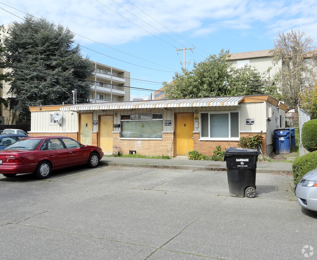 Primary Photo - 5100 17th Ave NW
