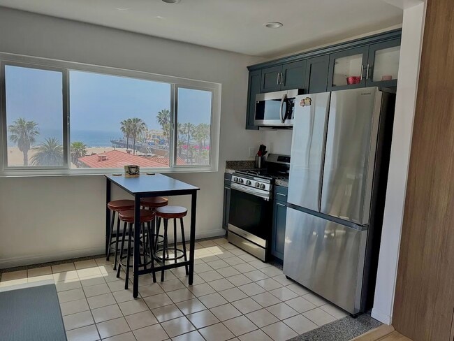 Kitchen with Ocean and Santa Monica Pier views - 1649 Appian Way
