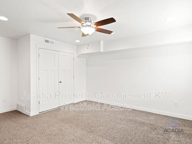 Building Photo - 658 N 130 E