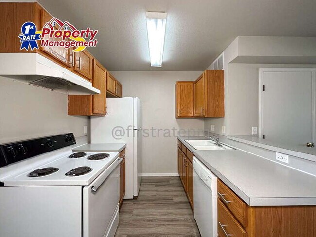 Foto del edificio - 257 Elbridge St E