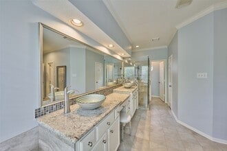 Building Photo - 13839 Carriage Walk Ln