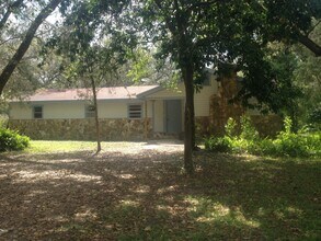 Building Photo - 3301 Diana Dr