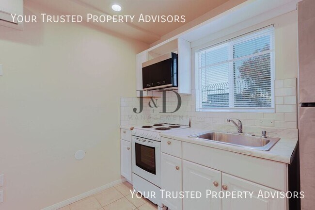 Foto del edificio - 3080-3090 WEBSTER AVE.-3090 WEBSTER AVENUE