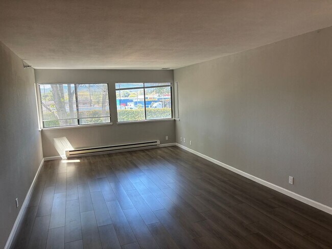 Building Photo - 240 N Bayshore Blvd