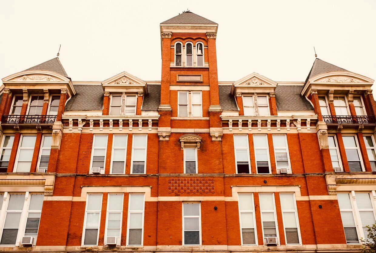 Foto del edificio - The Warner