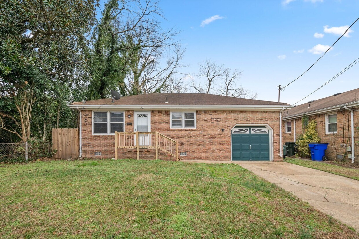 Primary Photo - 721 Mayfield Ave Norfolk VA 23518