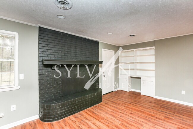 Foto del edificio - This charming home is move-in ready!