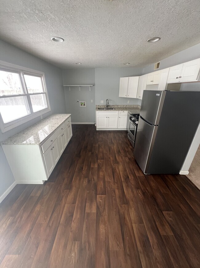 Building Photo - 638 Kimberton Dr