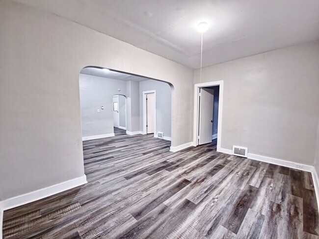 Foto del edificio - 4321 Storer Ave