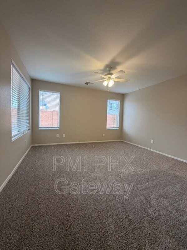 Foto del edificio - 3194 W Yellow Peak Dr