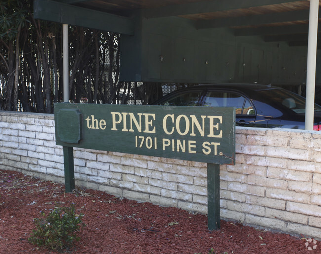 Pine Cone Apartaments - Pine Cone Apartments