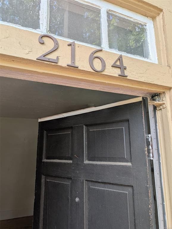 Building Photo - 2164 College St