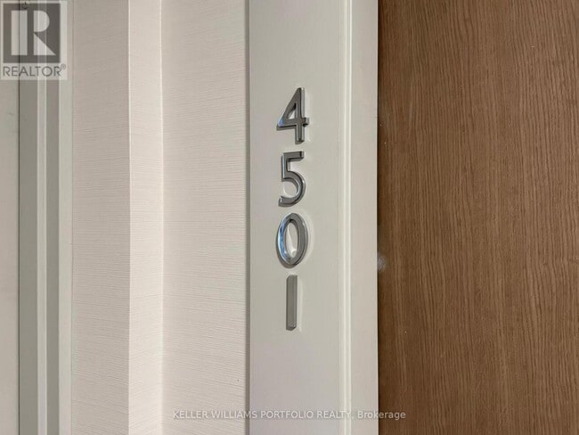 Building Photo - 251 Jarvis St