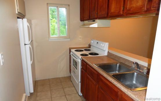 Building Photo - 1490 Nancywood Dr