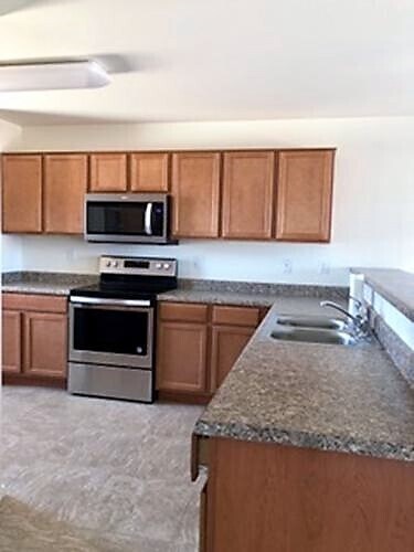 Building Photo - Brand New Home in Gated Community!